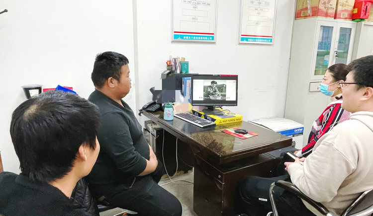 16805823033555.jpg 0303學(xué)習雷鋒精神 傳承榜樣精神1_副本.jpg